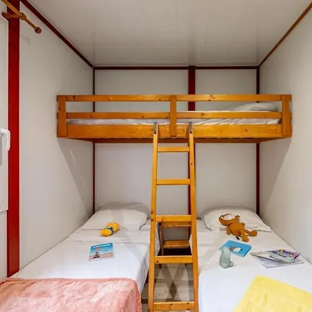 4 Etoiles - Piscine - Ccbfhbf Camping