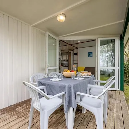4 Etoiles - Piscine - Ccbfhbf Camping