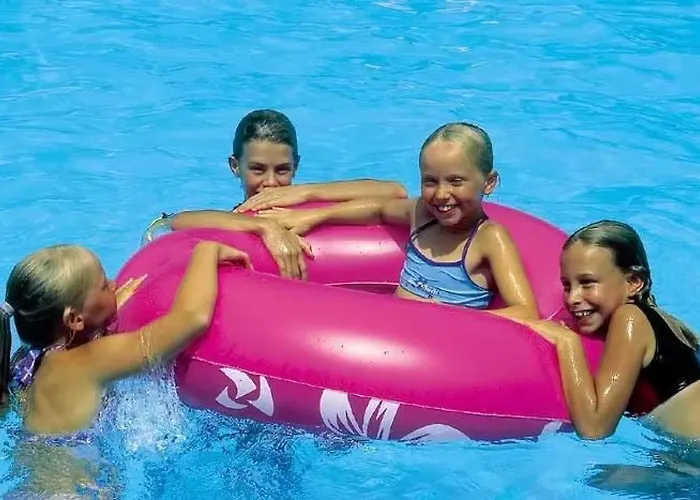 4 étoiles - Piscine - Ccbfhbf Camping Badefols-sur-Dordogne